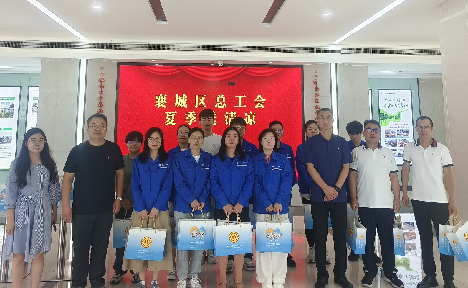 05c2413c0a6129ccc7e8ecbadd916f6_副本.jpg